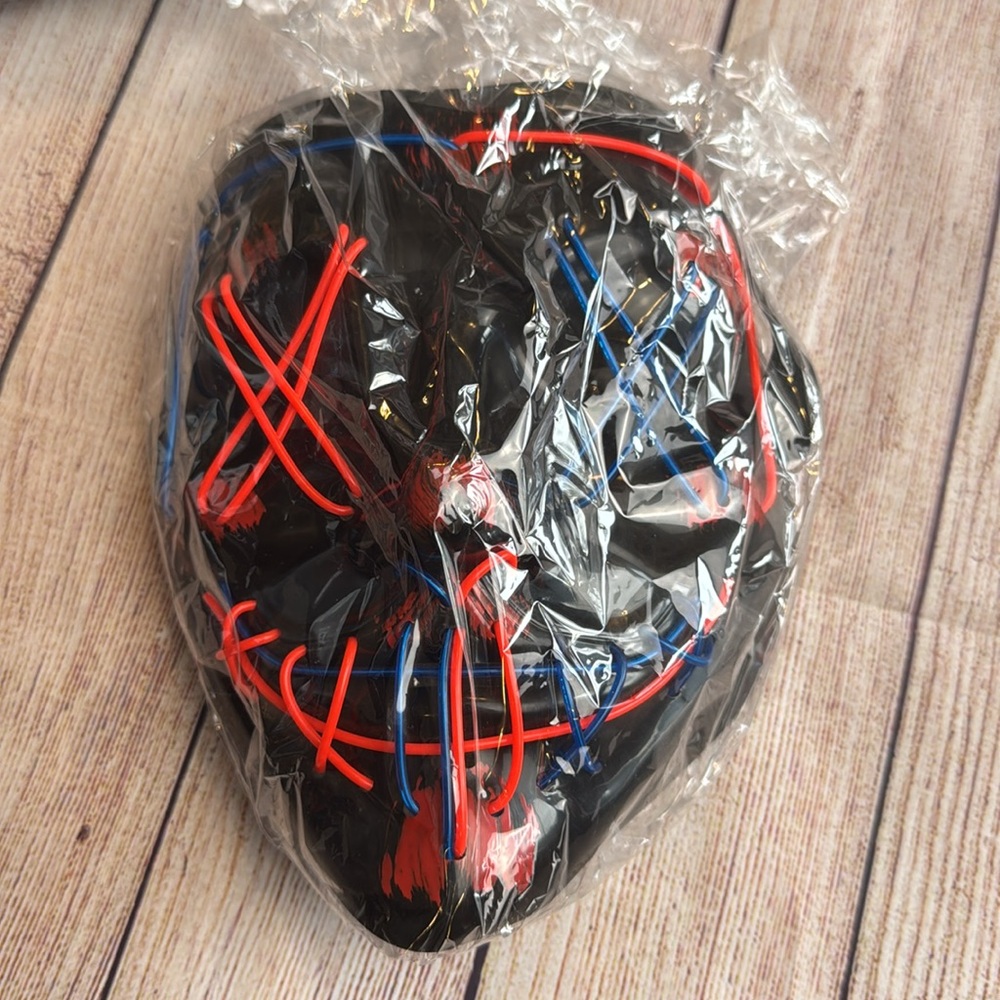 LED Light up Mask 2 pack - Picture 5 of 12